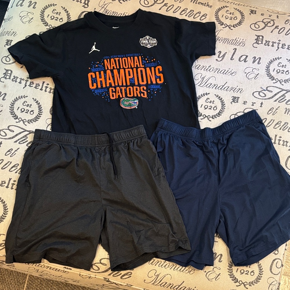 Nike Black Short Sleeve 'National Champions Gators' Tee with Orange & Blue Logo